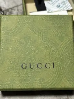 GUCCI チェーンネックレス ロゴモチーフ