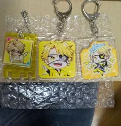 カラフルピーチたっつんさんキーホルダー