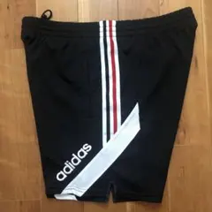 adidas ハーフパンツ