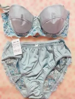 Item thumbnail for item 1d65016b-83c9-4994-bcc9-0c4a377139d4