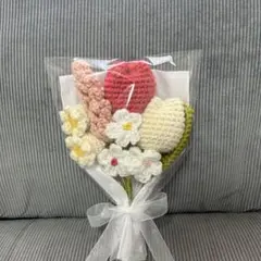 編み物　枯れない花束　毛糸のお花　チューリップ