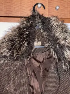 Item thumbnail for item d70285c0-8d77-4bb6-a480-5b2f66e8a21d