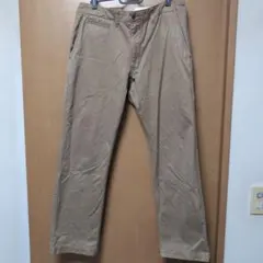 【新年SALE開催中】UNIQLO ベージュ チノパン ストレートフィット