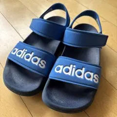 adidas 青 サンダル マジックテープ式
