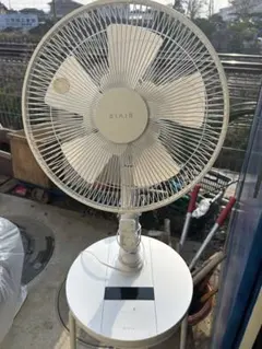 無印の家電 扇風機 ミニリモコン付き 2017年製 R30M-HRB-W 無印良品(MUJI) 扇風機・リモコン付（低騒音ファン・サーキュ