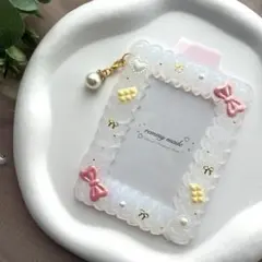 Item thumbnail for item 03dbf009-eec5-492f-931f-8e0921fae383