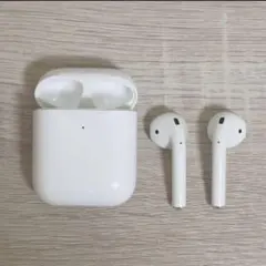 純正　AirPods 2 本体　エアポッツ　第二世代　ワイヤレス充電可能