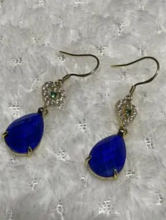 変色石　ピアス