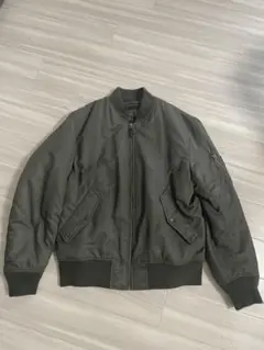 オリーブグリーン MA-1ジャケット
