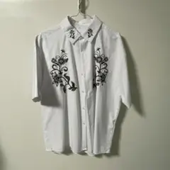SENSE OF PLACE 花柄刺繍 半袖シャツ 白 フリーサイズ