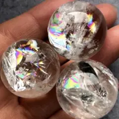 【限定！３個セット！虹入り！】天然石　アイリスクォーツ　水晶　丸玉　スフィア8