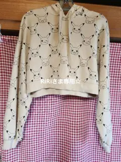 H&M ポケモン ピカチュウ ショート丈クロップドパーカー
