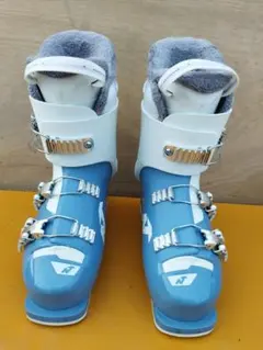 Item thumbnail for item a4c1e5a7-9f72-42fb-a8c7-8ae135d9a464