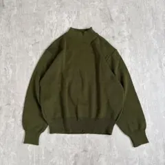 モックネック　ニットセーター　グリーン系　カジュアル　シンプル