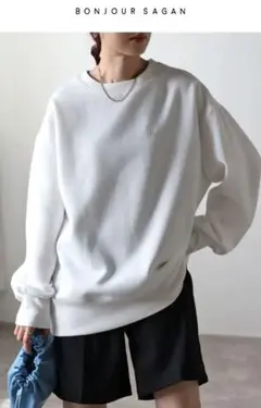 ボンジュールサガン スウェット