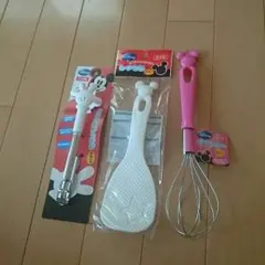 値下げ！新品！ディズニーキッチングッズ三点セット
