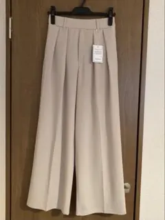 ★タグ付新品未使用★レディースBlistorm ツータックワイドパンツsizeM