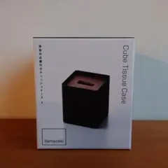 キューブ型ティッシュボックス