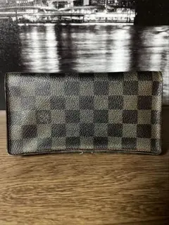 ❤️新品に近い❤️定価の半額以下‼️限界価格‼️LV❤️ダミエ❤️三