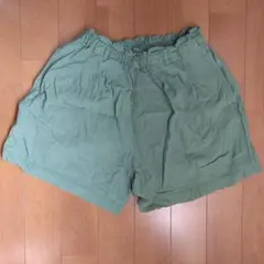 UNIQLO KIDS 女の子ショートパンツ 140cm オリーブグリーン
