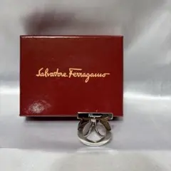 【箱付き】Salvatore Ferragamo フェラガモ スカーフリングのサムネイル