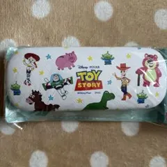ディズニー　トイストーリー　メガネケース　マルチケース 新品未使用未開封