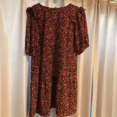 SALE‼️人気　花柄 ロングワンピースパフスリーブフリルティアードチュニック花柄