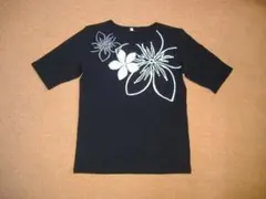 【月末セール中！】５分袖Ｔシャツ◎ラメプリント◎プルメリア◎黒◎Ｌサイズ