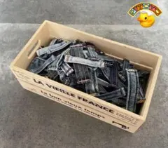 Item thumbnail for item b82d5b6c-a605-498b-a17e-18fa3a2d1945