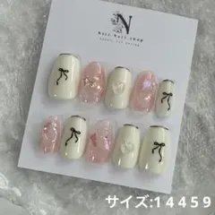 【現品価格】立体水光ピンクニュアンス　手書き風黒色リボン　ゴールド　立体ハート