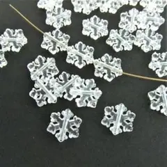 102【まとめ割可】100個・雪の結晶・スノーフレーク・アクリルビーズ