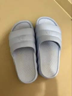 モンクレール MONCLER LILO ロゴ入りシャワーサンダル レディース