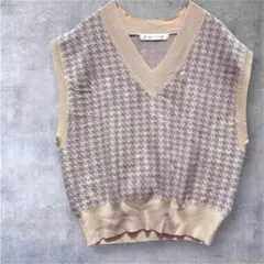 【MAJESTIC LEGON】美品　ベストニット　千鳥格子　ベージュ　M