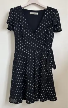 Abercrombie & Fitch ドット柄 ラップブラウス XSのサムネイル