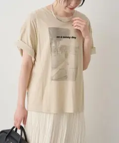 PUAL CE CIN テキストアートプリントTシャツ ベージュのサムネイル