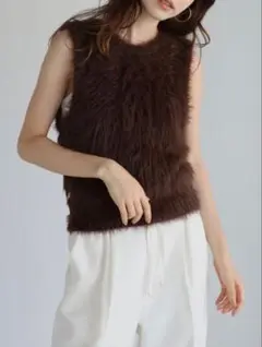 残り一点⭐︎フェザーヤーンニットベスト　ブラウン