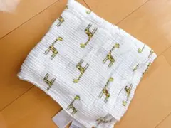 aden + anais キリン柄おくるみ　ガーゼケット