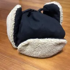 플라이트 캡 블랙 앤 크림