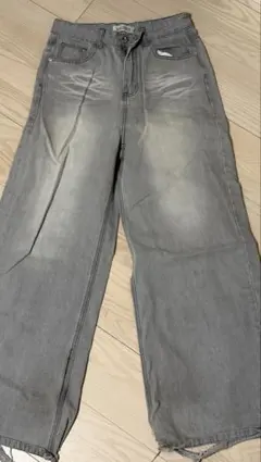 MENESグレー ワイドパンツ