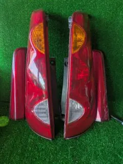 ニッサン ノート E11 左右テールランプ 4点セット - メルカリ