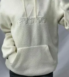 adidas　モコモコボアパーカー　ホワイト　大きいサイズ