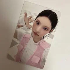 illit ユナ bomb 中国 中華 yizhiyu yzy トレカ