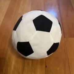 イケア IKEAサッカーボール型ぬいぐるみ
