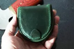 新品高級レザー本革極厚 半円型馬蹄型小銭コインケース手縫いダーク・グリーン系の色