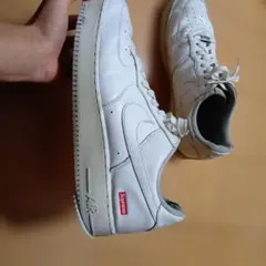 ナイキ エアフォース1 シュプリーム