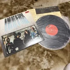 【中古】IN AND OUT OF FOCUS レコード