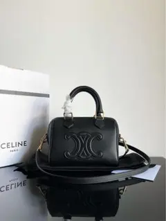 CELINE トリオンフ ショルダーバッグ ブラック 本日出荷