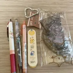 ポケモン サンリオ　文房具セット　定規　赤ペン　黒ペン　シャーペン　シャー芯