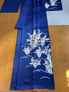 Item thumbnail for item 092888fd-3b0e-4e1d-a723-50705732e8c7