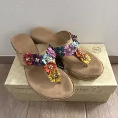 ITALIAN SHOEMAKERS 花柄トングサンダル 38のサムネイル